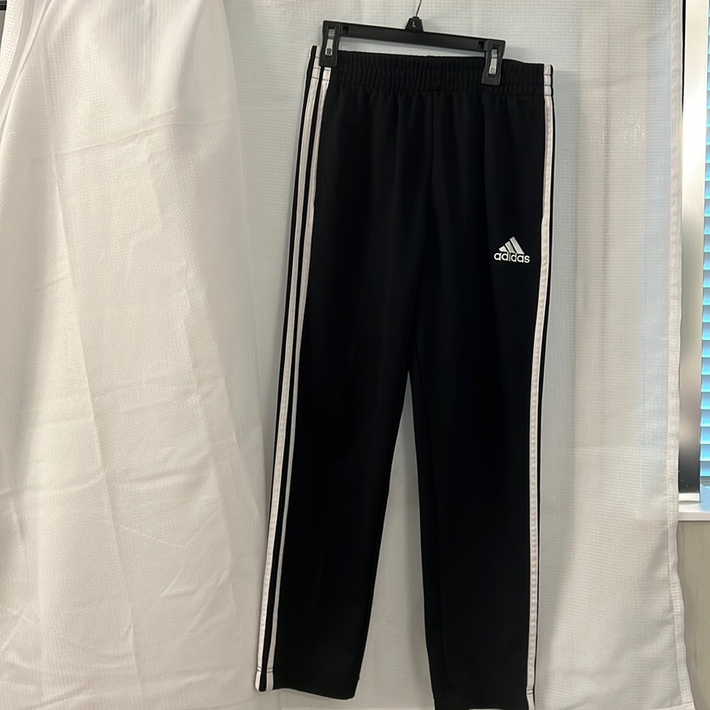 Adidas boys athletic wear. Black size LG 14-16. Good condition.   Waist adjust